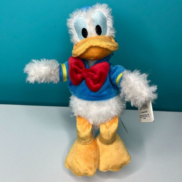 Disney Mickey and Friends Donald Minnie Pluto Plush Lot of 4 Stuffed Animals - Picture 4 of 8